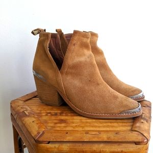 Jeffrey campbell cowgirl boots